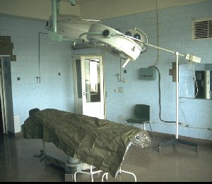 der Operationssaal des Kindernotfallkrankenhauses